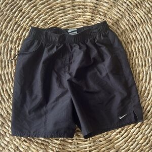 Nike men’s black size large athletic shorts